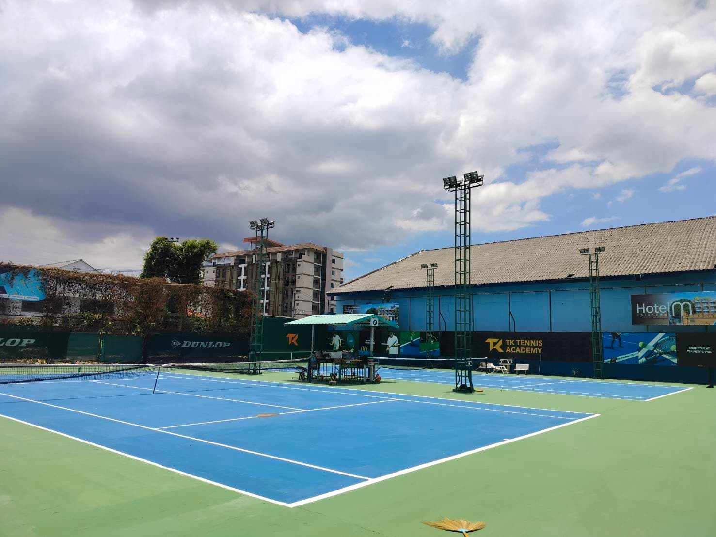 TK ACADEMY TENNIS CLUB