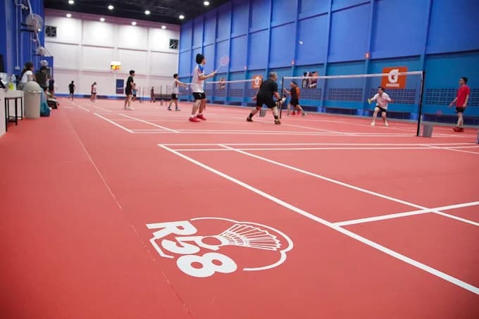 รูปสนาม R58 Badminton