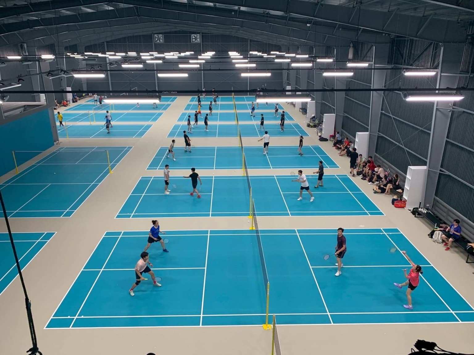 รูปสนาม TIER1 badminton court